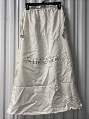 RIMOWA Cream Satin Drawstring Cabin Carry On Dust Bag